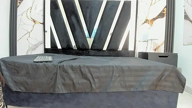 KarinaSimonz online show from October 2025 07:37:02 PM