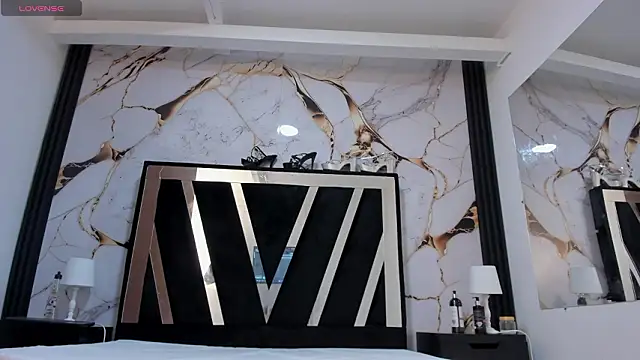 KarinaSimonz online show from February 2026 09:26:01 PM