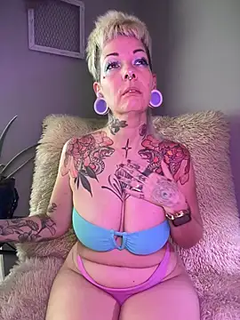 GoldieBakeman online show from February 2026 05:53:02 PM