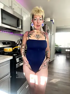 GoldieBakeman online show from January 2026 06:00:02 PM