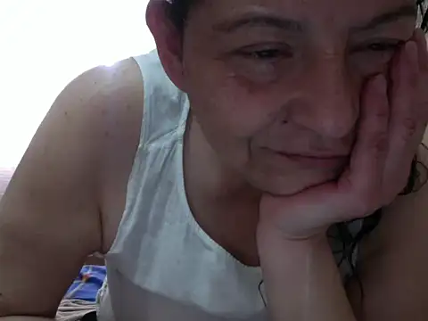 Snapshot of straichathot_08 chatting on December 2025 07:04:02 PM straichathot 08 online show from December 2025 07:04:02 PM