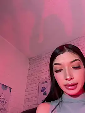  Chartlotte online show from March 2025 12:32:01 AM