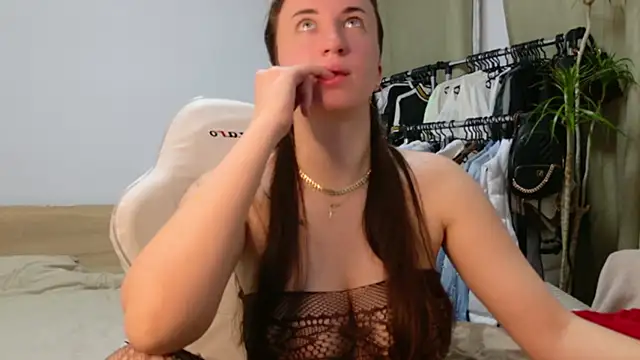 Lorennameliyy online show from March 2025 08:12:01 PM