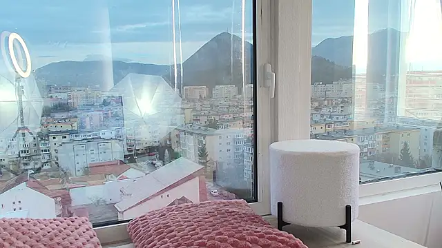 Lorennameliyy online show from February 2026 07:18:01 AM