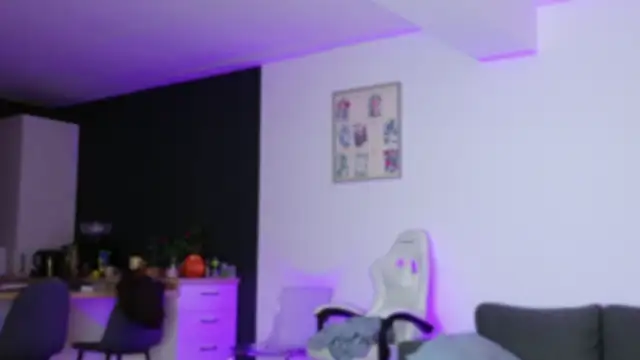 Lorennameliyy online show from November 2025 08:03:01 PM