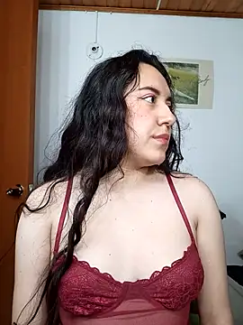 Emi chik online show from February 2026 10:37:01 AM