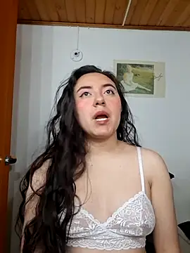 Emi chik online show from February 2026 10:37:02 AM