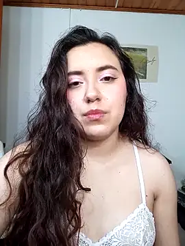 Emi chik online show from October 2025 10:48:01 AM