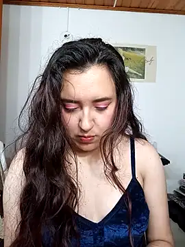 Snapshot of Emi_chik chatting on October 2025 10:58:01 AM Emi chik online show from October 2025 10:58:01 AM