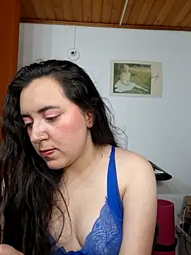 Snapshot of Emi_chik chatting on June 2026 05:46:01 AM Emi chik online show from June 2026 05:46:01 AM