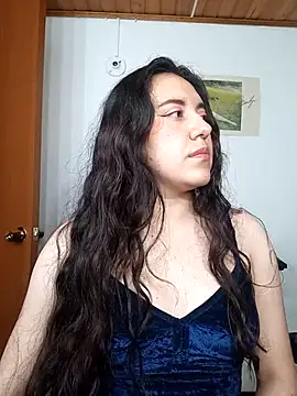 Emi chik online show from January 2026 11:13:01 AM