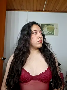 Emi chik online show from April 2026 11:56:02 AM