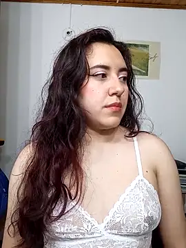 Snapshot of Emi_chik chatting on March 2025 05:21:02 AM Emi chik online show from March 2025 05:21:02 AM