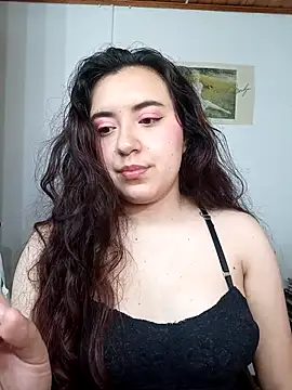 Snapshot of Emi_chik chatting on October 2025 10:51:01 AM Emi chik online show from October 2025 10:51:01 AM