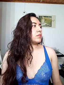 Snapshot of Emi_chik chatting on September 2025 10:42:01 AM Emi chik online show from September 2025 10:42:01 AM