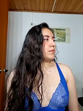 Emi chik online show from February 2026 10:04:01 AM