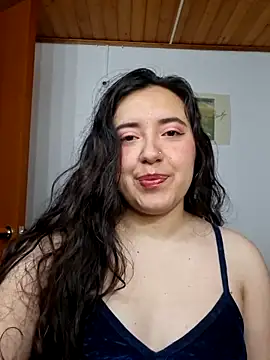 Emi chik online show from March 2026 11:37:02 AM