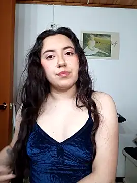 Emi chik online show from February 2026 11:32:01 AM