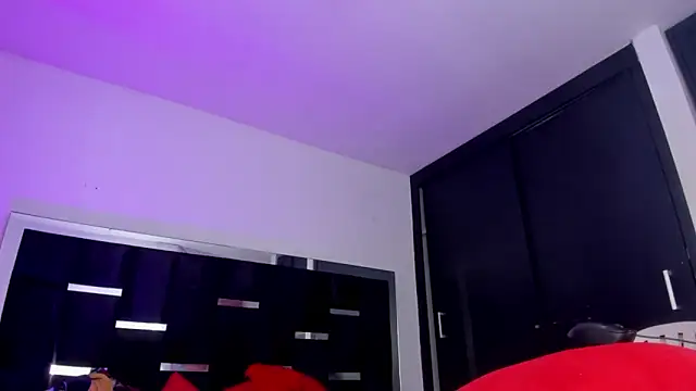 Eyleen Santos online show from March 2026 07:51:01 PM