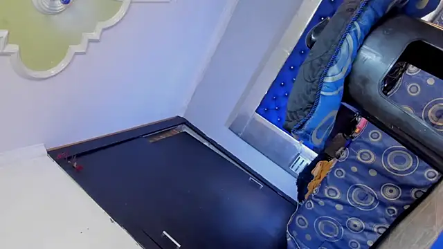 Eyleen Santos online show from April 2026 07:51:01 PM