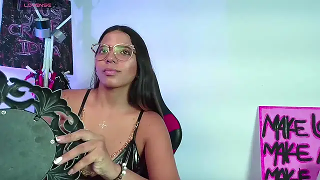 Megaan Greey online show from November 2025 10:24:02 PM