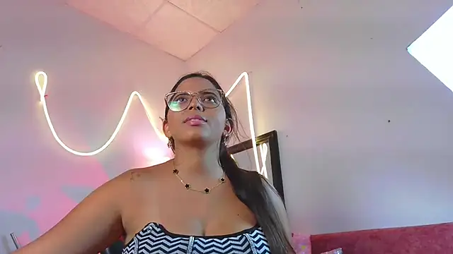 Megaan Greey online show from July 2026 10:51:02 PM