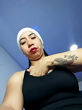 Sweet hot mia online show from November 2025 01:25:01 PM