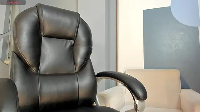 KatieNolan 1 online show from March 2026 07:30:03 PM