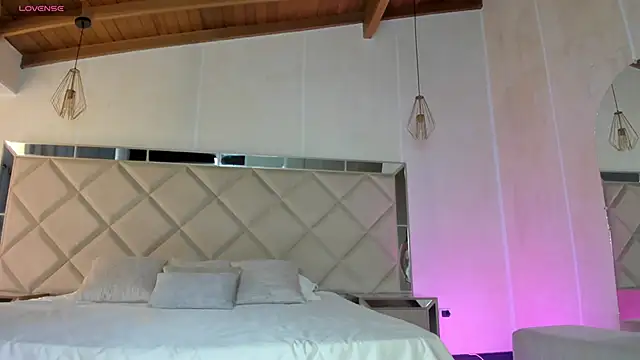 KatieNolan 1 online show from March 2025 06:44:02 PM