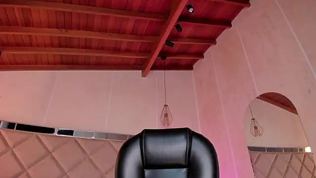 KatieNolan 1 online show from March 2025 10:04:02 PM