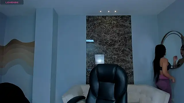 KatieNolan 1 online show from November 2025 12:31:01 PM