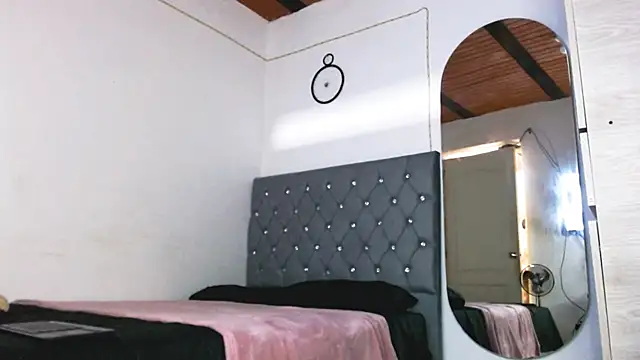  JaaconLeon  online show from October 2025 02:18:02 PM