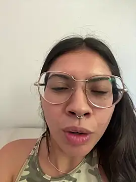 Snapshot of Argentiiniita chatting on January 2025 08:41:01 PM Argentiiniita online show from January 2025 08:41:01 PM