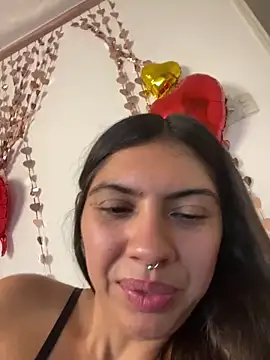 Snapshot of Argentiiniita chatting on February 2025 09:42:02 PM Argentiiniita online show from February 2025 09:42:02 PM