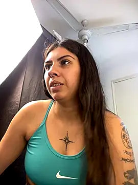 Snapshot of Argentiiniita chatting on October 2025 07:05:02 PM Argentiiniita online show from October 2025 07:05:02 PM