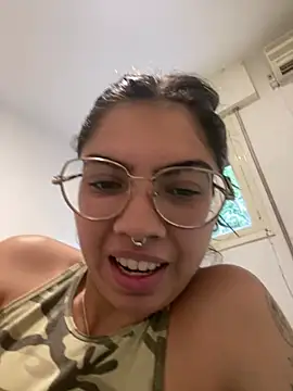 Snapshot of Argentiiniita chatting on December 2024 09:30:02 PM Argentiiniita online show from December 2024 09:30:02 PM