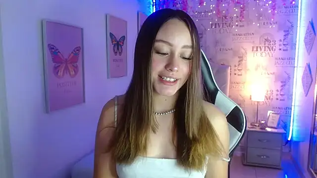 Ivyy Crystal online show from March 2025 11:47:02 PM