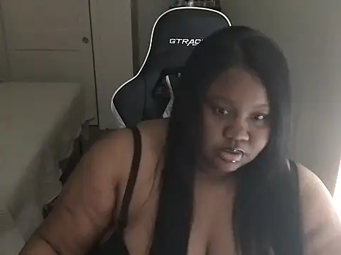 explosivekitty69 online show from October 2025 10:32:02 PM