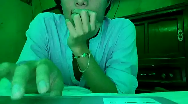 ruygw online show from March 2025 01:02:01 AM