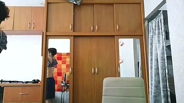 Snapshot of Ivan_Bybe chatting on May 2026 12:52:01 PM Ivan Bybe online show from May 2026 12:52:01 PM