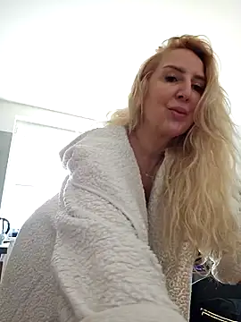 Snapshot of MariaRichi_ chatting on March 2025 07:40:02 AM MariaRichi  online show from March 2025 07:40:02 AM