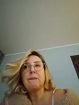 MariaRichi  online show from December 2025 07:36:02 AM