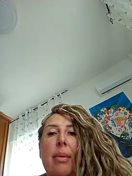 Snapshot of MariaRichi_ chatting on October 2025 07:32:02 AM MariaRichi  online show from October 2025 07:32:02 AM