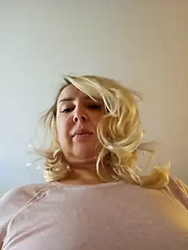 MariaRichi  online show from December 2025 08:06:02 AM