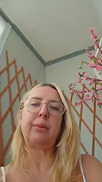 MariaRichi  online show from May 2026 06:22:01 AM