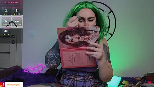 Snapshot of Emmybrightj_ chatting on October 2025 02:34:02 AM Emmybrightj online show from October 2025 02:34:02 AM