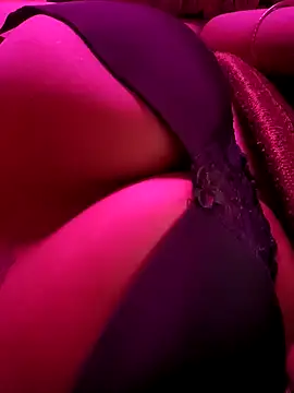 Snapshot of sweety19981 chatting on December 2024 07:32:02 PM sweety19981 online show from December 2024 07:32:02 PM