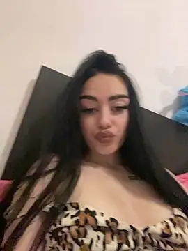 Gya Rue online show from November 2025 02:49:01 AM