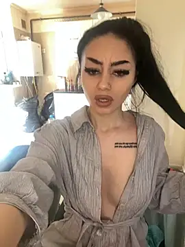 Gya Rue online show from February 2025 12:16:02 PM