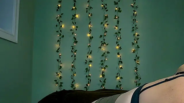 SummerLovingXoXo online show from November 2025 11:05:01 PM